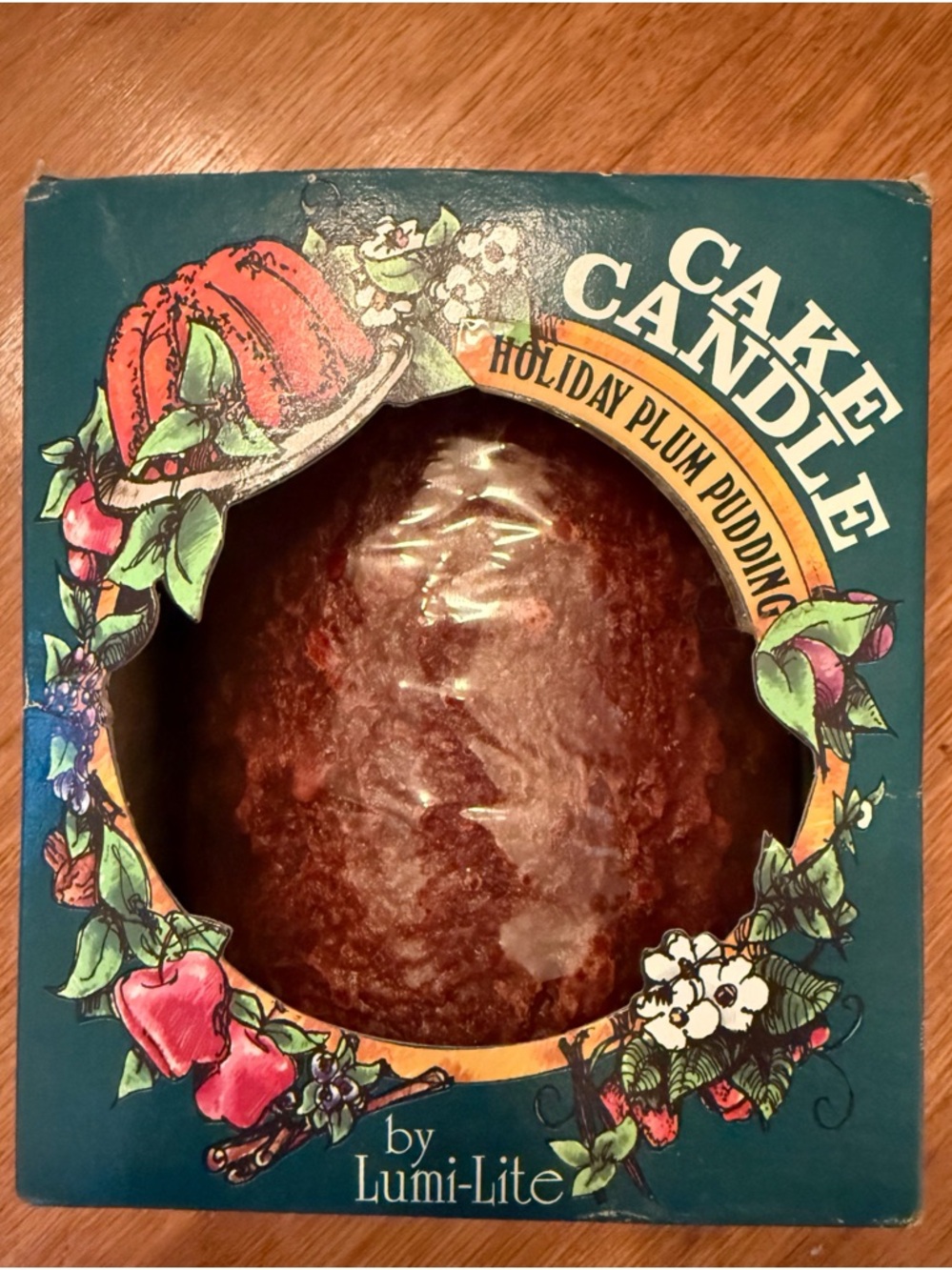 Vintage Lumi-Lite Holiday Plum Pudding Cake Candle